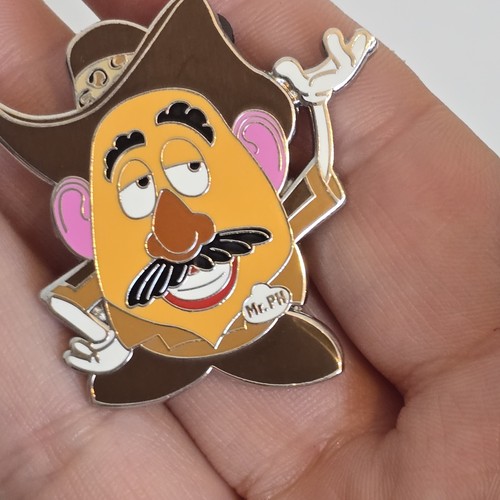 Official disney trading pin - official,